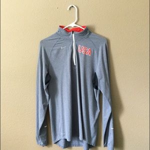 USA men’s Nike Dri-fit pullover